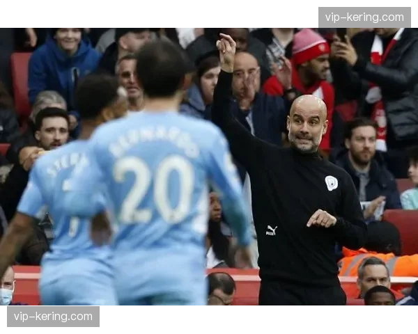 B席小角度吊射入围月最佳进球，曼城中场艺术大师风采依旧